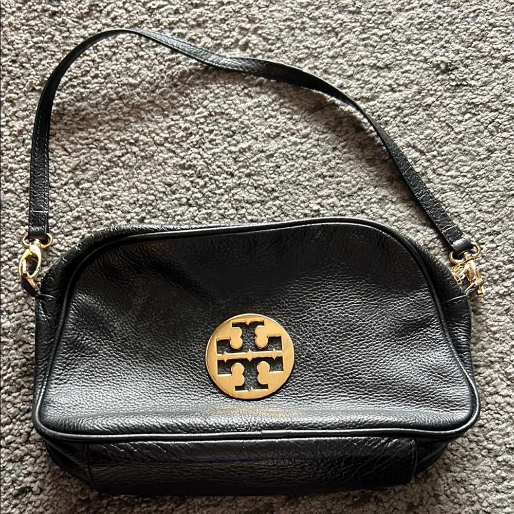 Tory Burch Black Leather Shoulder Bag with Gold Logo